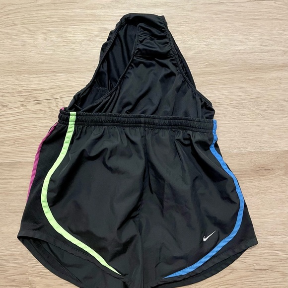 Women’s Nike XS - Picture 6 of 7